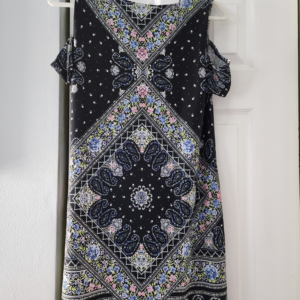 Emma & Michele Black Cold-Shoulder Midi Dress with Pastel Floral Bandana Print